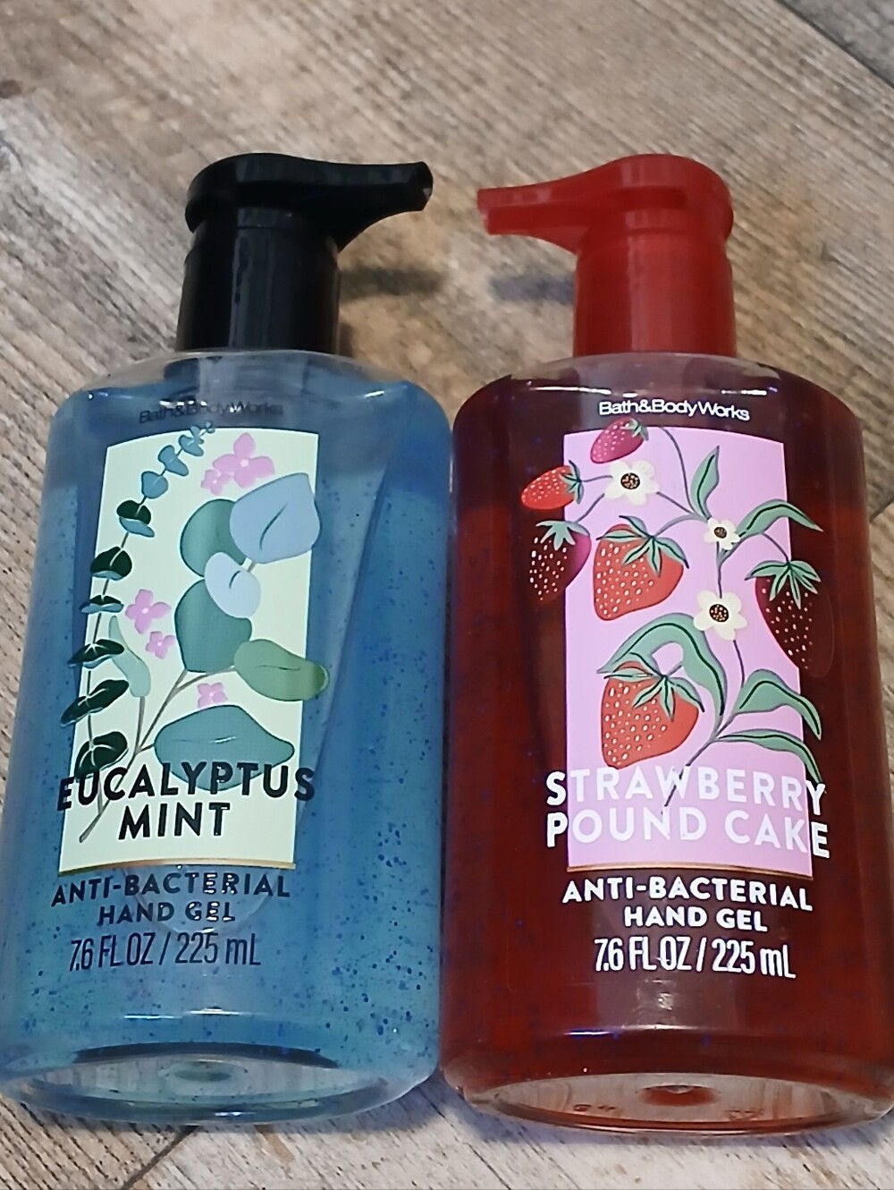 Bath & Body Works Blue Eucalyptus Mint & Red Strawberry Pound Cake Hand Gel